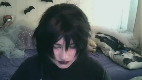 Snapshot of ari_corn chatting on 02.25.25 Ahri online show from 02.25.25