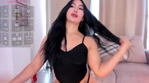 Ari online show from 11.14.25