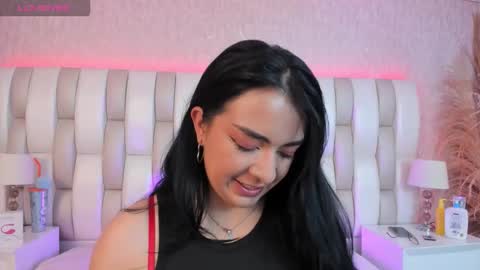 Snapshot of ari_lynn_ chatting on 02.04.26 ari_lynn_ online show from 02.04.26