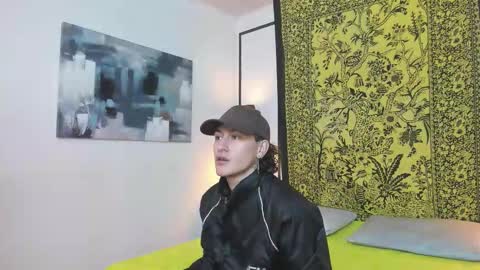 Snapshot of aria_and_orien chatting on 09.30.25 aria y orien online show from 09.30.25