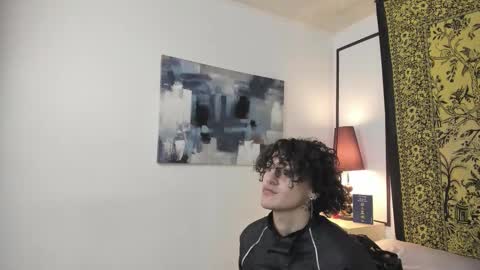 Snapshot of aria_and_orien chatting on 11.12.25 aria y orien online show from 11.12.25