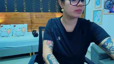 Ari  online show from 04.26.26