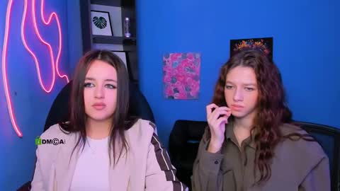 Snapshot of aria_glow chatting on 03.11.26 Aria online show from 03.11.26