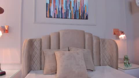 Snapshot of aria_greco chatting on 12.05.24 Aria  online show from 12.05.24