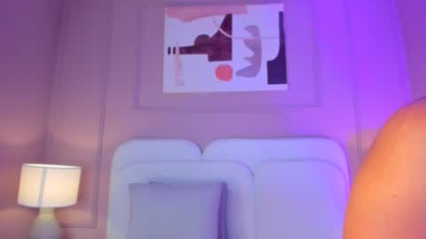 Snapshot of aria_greco chatting on 11.02.25 Aria online show from 11.02.25