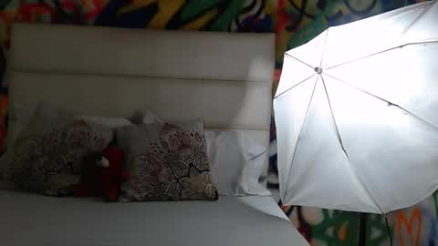 Snapshot of aria_martiin chatting on 01.17.25 aria online show from 01.17.25