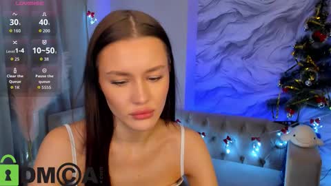 Snapshot of aria_mila chatting on 12.22.25 aria_mila online show from 12.22.25