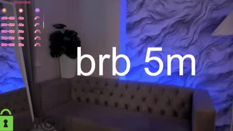 Snapshot of aria_mila chatting on 01.19.26 aria_mila online show from 01.19.26