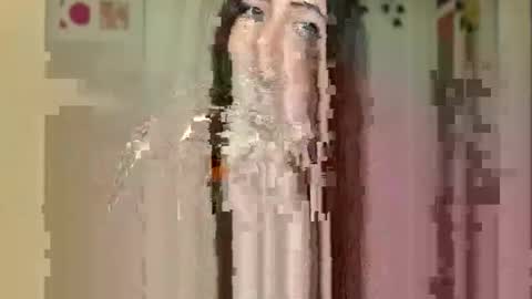 Aria The Angel online show from 12.22.25