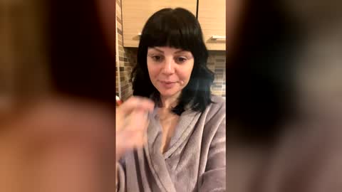 Adriana online show from 12.13.25