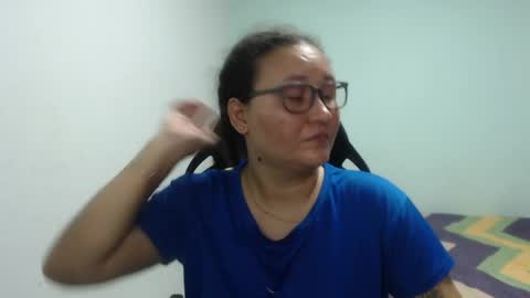 ...Ariana... online show from 04.15.26