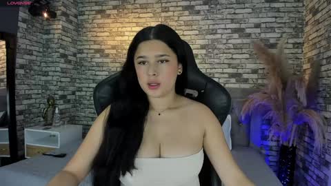 Snapshot of ariadna_milano chatting on 01.07.25 - -. .- Ariadna -. .- - online show from 01.07.25