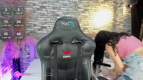 Snapshot of ariadna_milano chatting on 03.11.25 - -. .- Ariadna -. .- - online show from 03.11.25