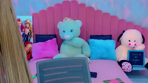 ARIADNA online show from 11.25.25