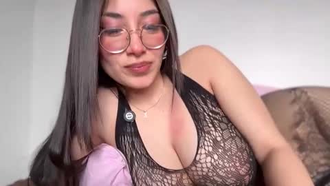 ARIADNA  IM NEW HERE THANK YOU VERY MUCH FOR FOLLOWING ME online show from 02.04.26