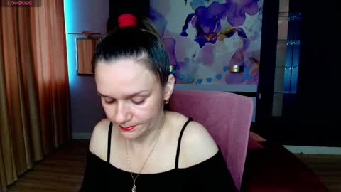 AriaGray online show from 04.04.26