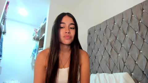 Snapshot of ariamontgomeryyy chatting on 12.22.24 Aria Montgomery online show from 12.22.24