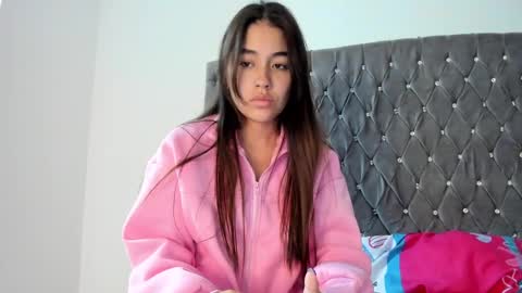 Snapshot of ariamontgomeryyy chatting on 01.20.25 Aria Montgomery online show from 01.20.25