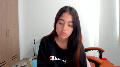 Snapshot of ariamontgomeryyy chatting on 02.28.25 Aria Montgomery online show from 02.28.25