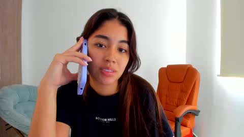 Snapshot of ariamontgomeryyy chatting on 03.07.25 Aria Montgomery online show from 03.07.25