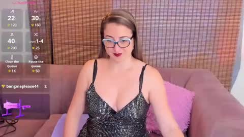 Snapshot of ariana_cross_ chatting on 12.28.24 Ariana Cruz online show from 12.28.24