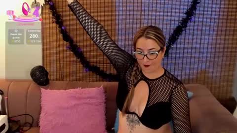 Snapshot of ariana_cross_ chatting on 10.03.25 Ariana Cruz online show from 10.03.25