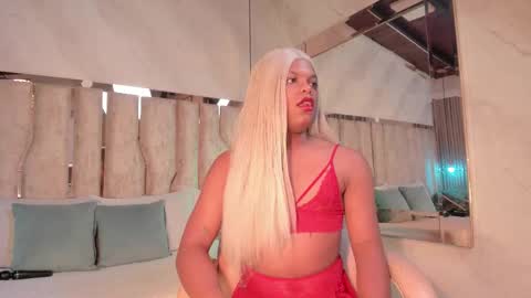 ariana_grande233 online show from 03.04.26