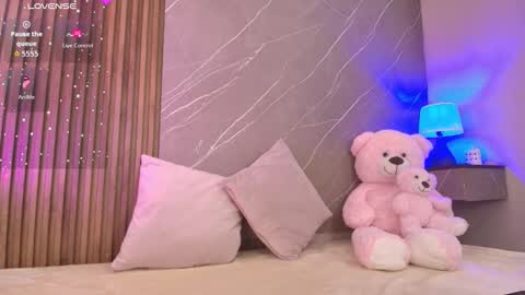 Snapshot of ariana_jhonson11 chatting on 01.16.26 Ariana online show from 01.16.26