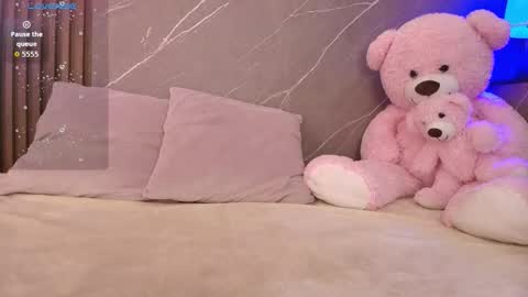 Snapshot of ariana_jhonson11 chatting on 02.10.26 Ariana online show from 02.10.26