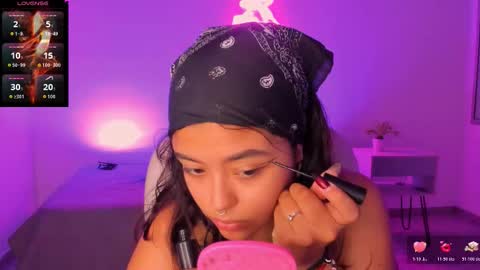 Snapshot of ariana_pierce chatting on 11.14.25 Ariana online show from 11.14.25