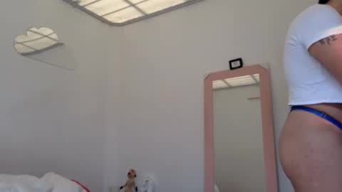 Snapshot of ariana_rodriguez_ chatting on 09.11.25 Ariana Rodriguez trans Girl online show from 09.11.25