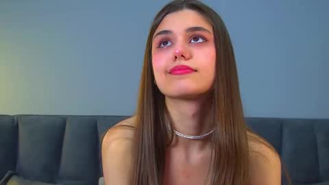 Snapshot of arianaallens chatting on 12.02.25 Ariana online show from 12.02.25