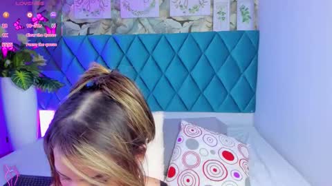 Ari  online show from 11.08.25