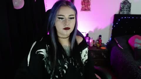 help me 100 hands up my OF is Free  online show from 05.20.26