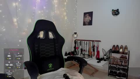 Arianna Connor online show from 09.17.25