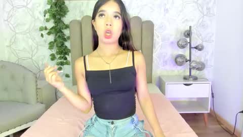 Snapshot of arianna_cox chatting on 02.18.26 arianna cox online show from 02.18.26