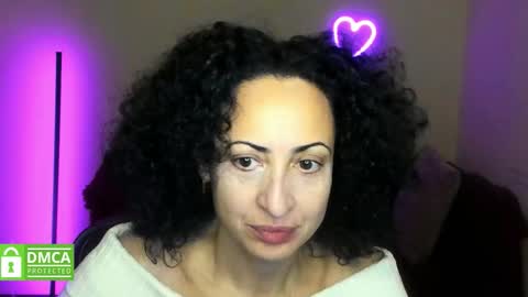 Snapshot of arianna_tifany chatting on 11.22.25 Arianna online show from 11.22.25