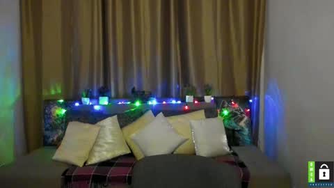 Snapshot of arianna_tifany chatting on 11.26.25 Arianna online show from 11.26.25