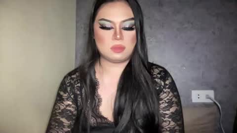 LOVELY online show from 12.12.24