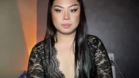 LOVELY online show from 01.08.25