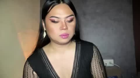 LOVELY online show from 01.14.25