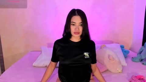 ariannacolins online show from 11.02.25