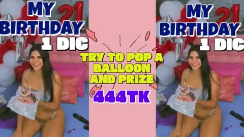 Snapshot of ariannalewis1 chatting on 11.06.25 Arianna online show from 11.06.25