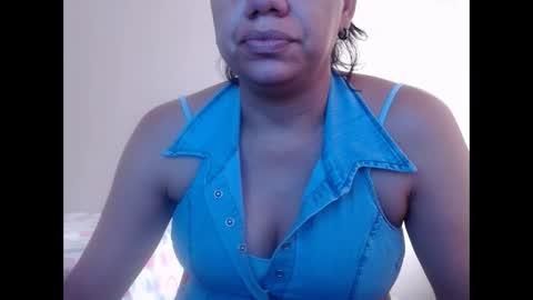 ariannaloovel online show from 03.06.25