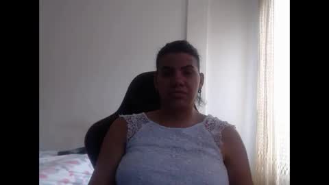 ariannaloovel online show from 03.10.25