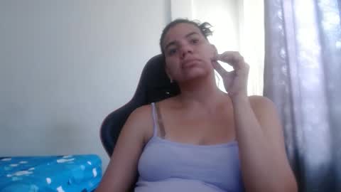 ariannaloovel online show from 10.14.25