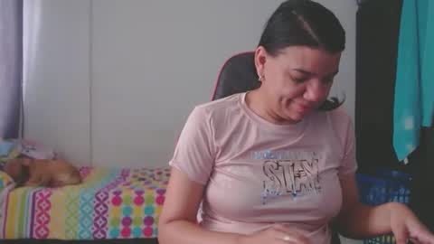 ariannaloovel online show from 02.25.26