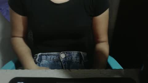 Snapshot of ariannysex_ chatting on 10.03.25 ariannysex_ online show from 10.03.25