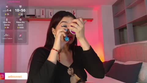  Ari Just Ari online show from 04.18.26