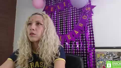 Ari Bunnie  online show from 07.01.26